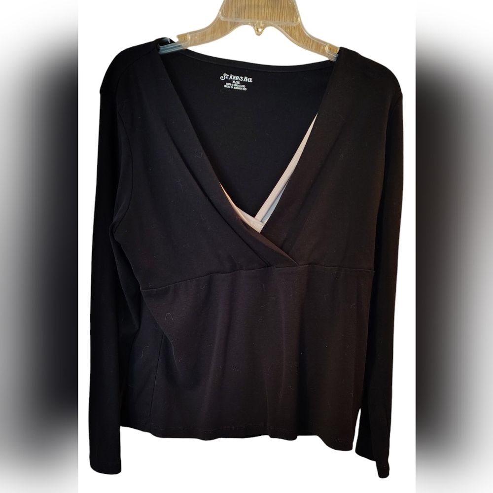 St. John's Bay Women's XL Black V-Neck Top